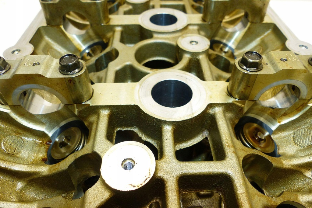 Jeep patriot compass dodge journey 2.4i edg ed3 головка цилиндров + клапаны Доставка