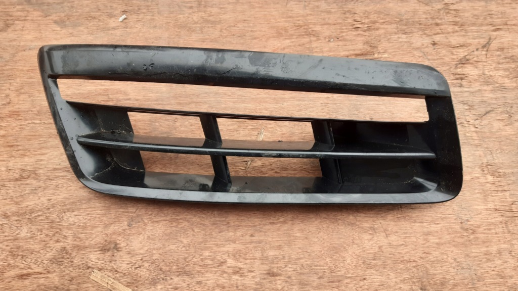 фото №1, Audi оригинальный номер 4l0807682d решётка бампера