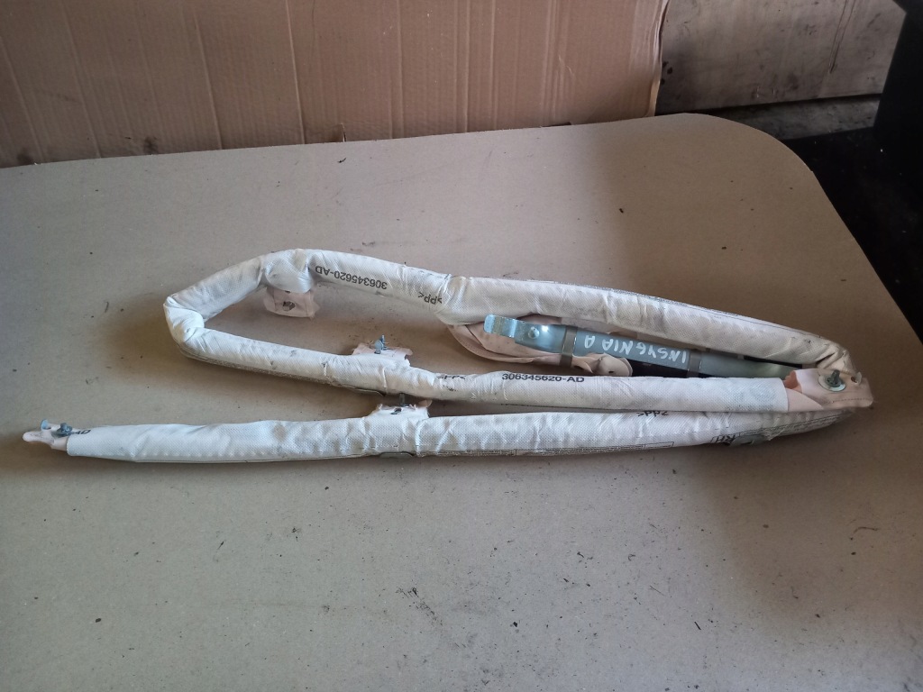 Купити Шторка безпеки права opel insignia a 3063455