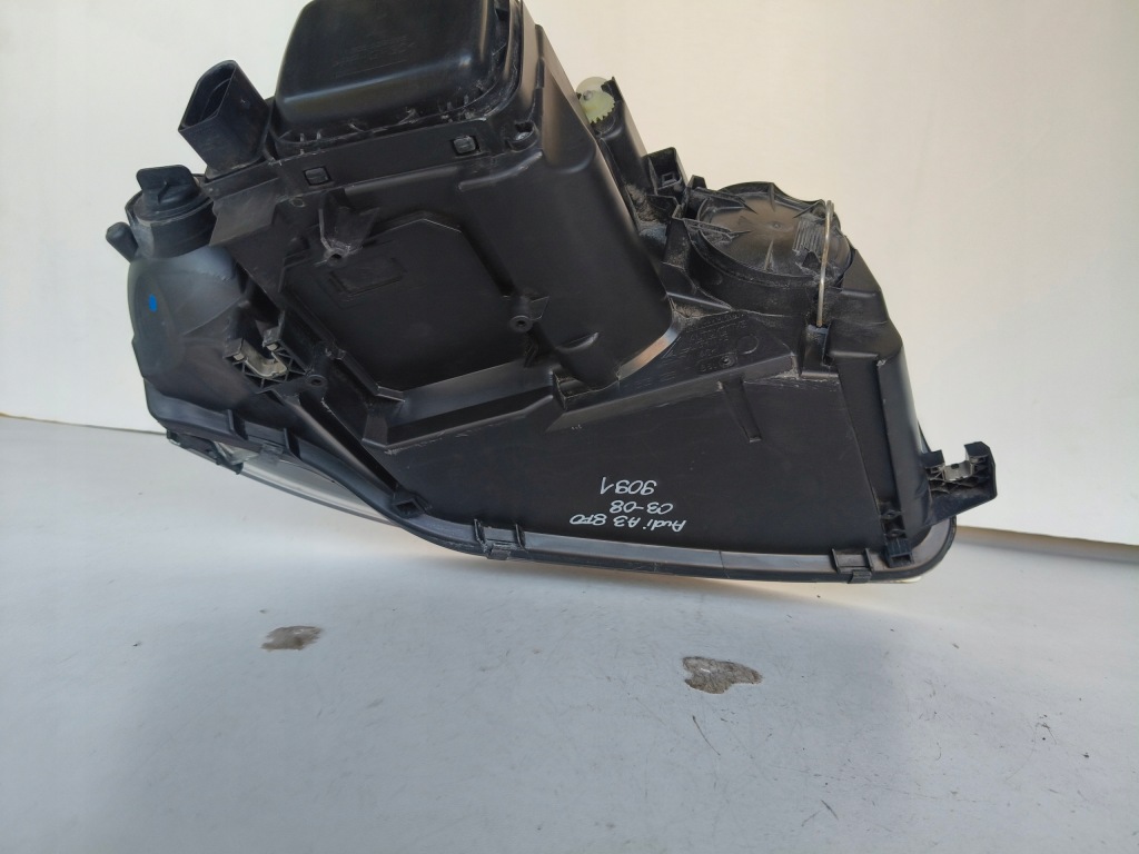 фото №6, Лампа левая фара audi a3 8p 8p0 03-08