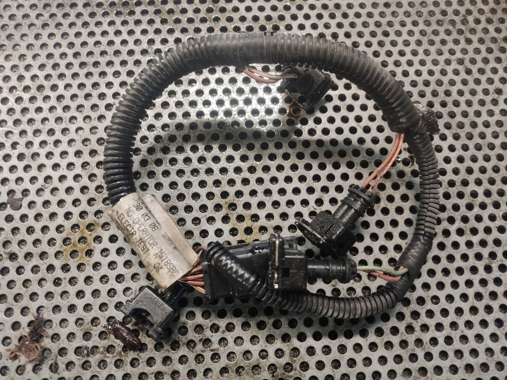 фото №1, Жгут накладки впрыска renault scenic ii 8200081317