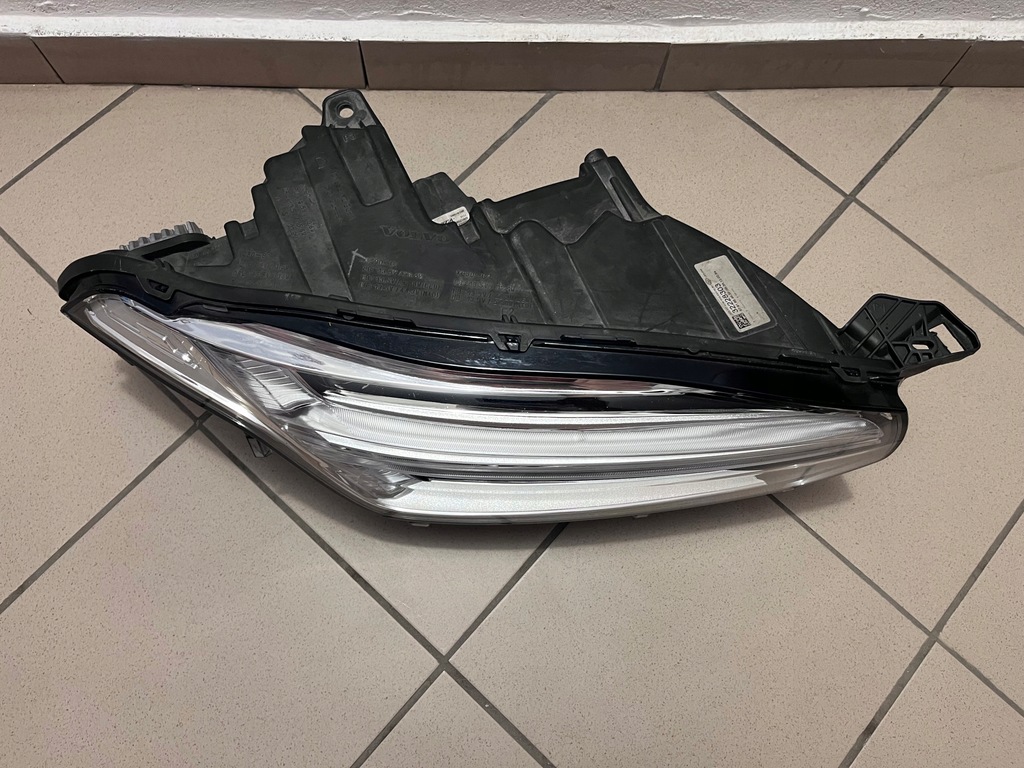 фото №10, Лампа передняя перед правая volvo xc90 xc-90 ii 2 15- 32228303