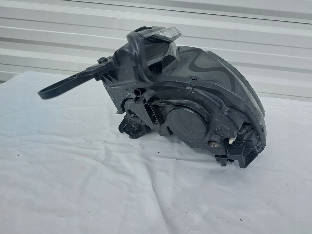 фото №5, Лампа правый перед citroen c4 iii full led eu