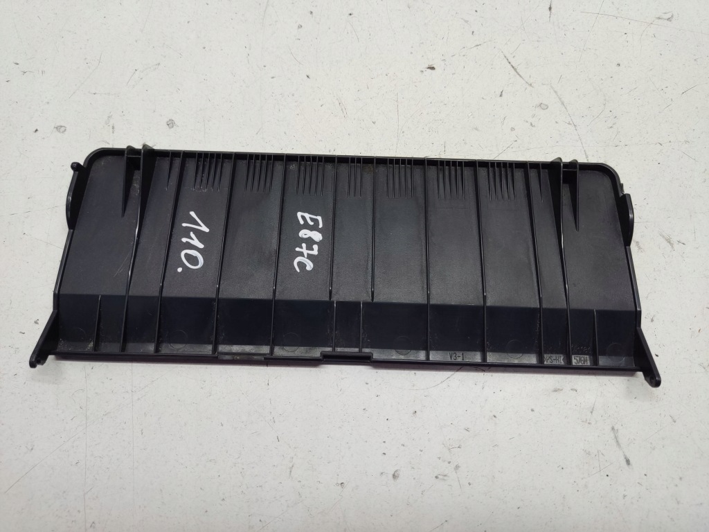 фото №1, Bmw 1 e82 e88 2010 часть салона a1180