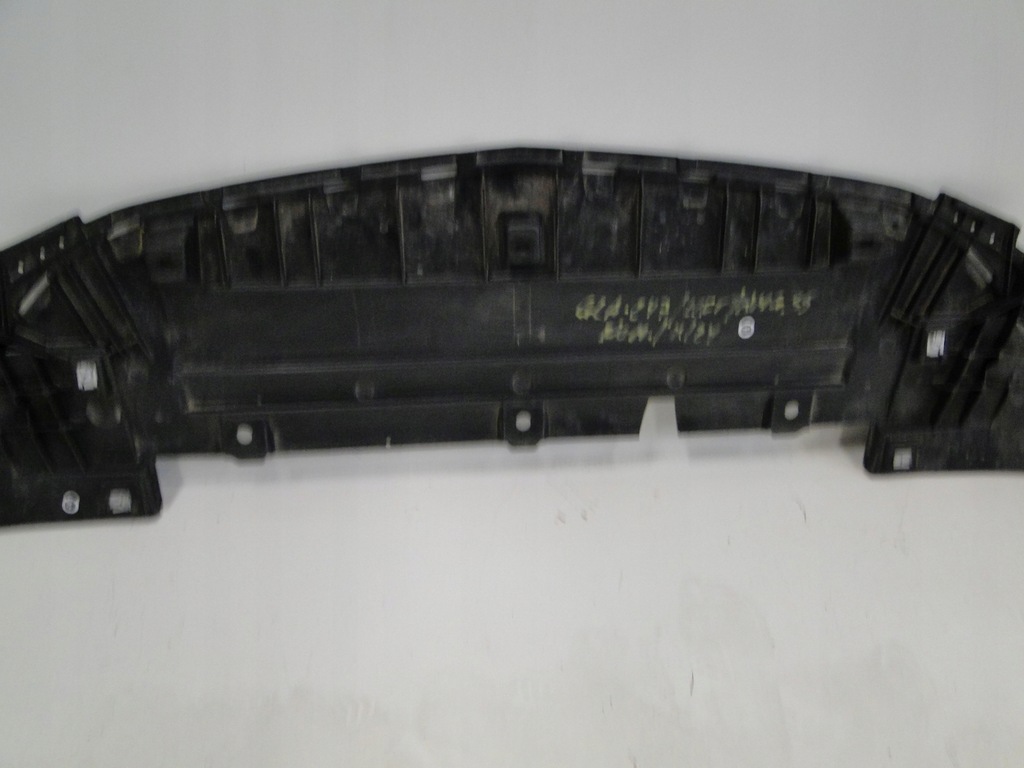 фото №6, Mercedes защита плита pod бампер gla 247 h247 a2478857308 lift 35 amg