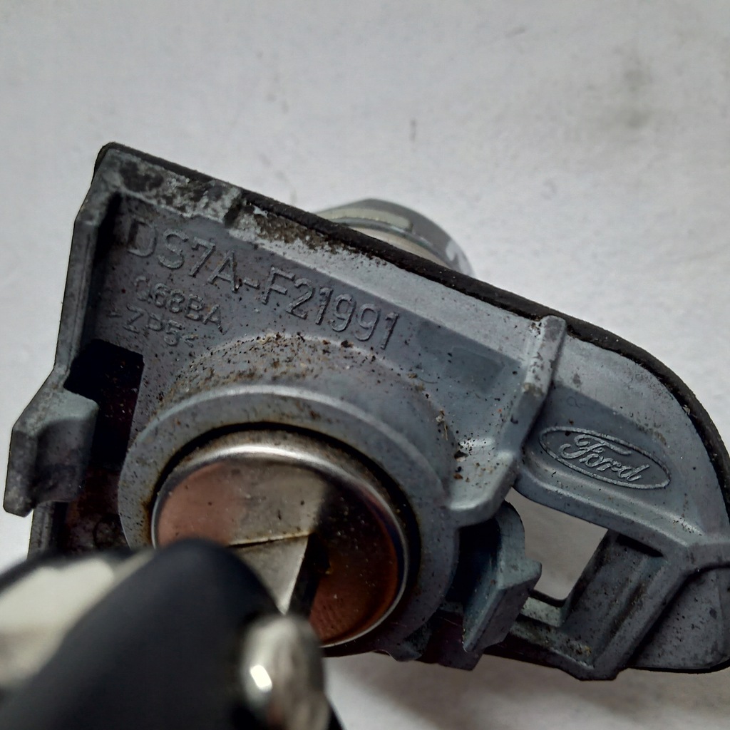 фото №9, Ford mondeo mk5 2.0 tdci 2014- набор стартовый бортовой компьютер замок зажигания ключ eu