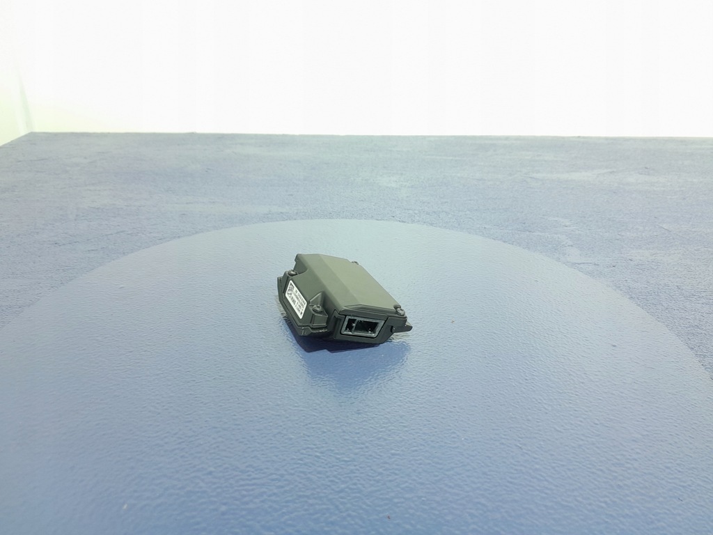 фото №2, Bmw 1 f40 f44 камера радар перед 130441