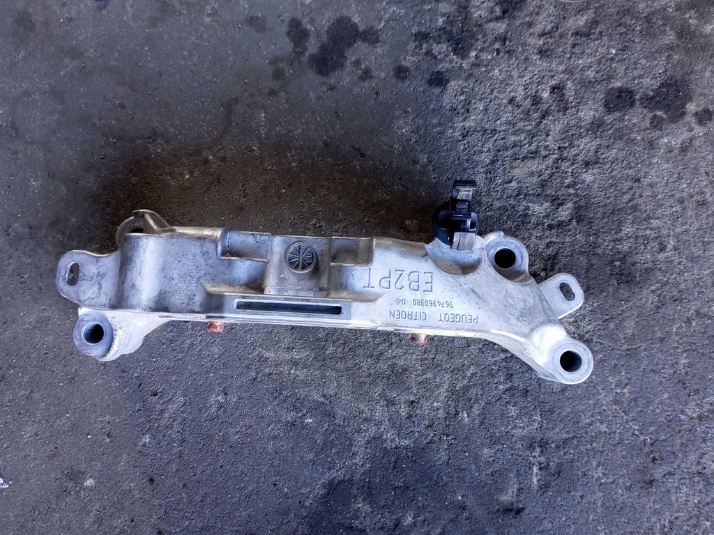 фото №1, Кронштейн кронштейн двигателя 9674960380 308 3008 ii 1.2b