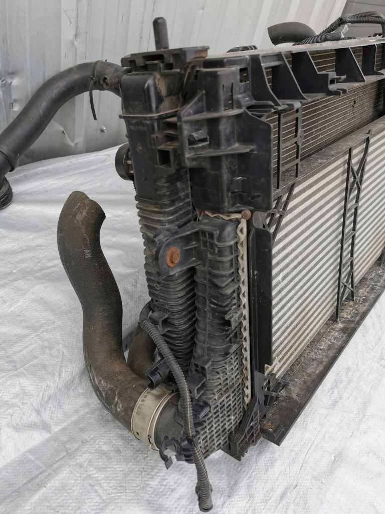 Opel insignia b 17 1.6 turbo бензин радиатор вентилятор 84020224 84208036 Киев