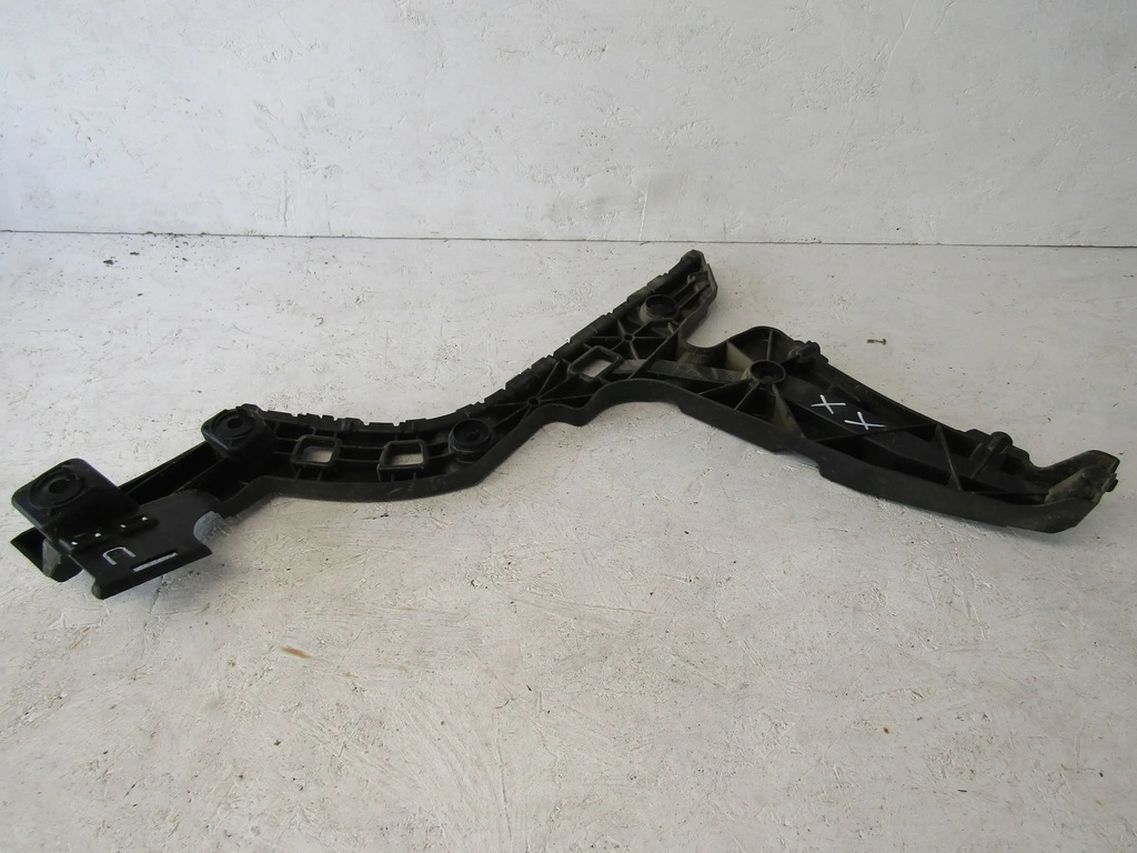 фото №9, Vw golf viii kombi напрямна бампера лівий задня 5h9807393f