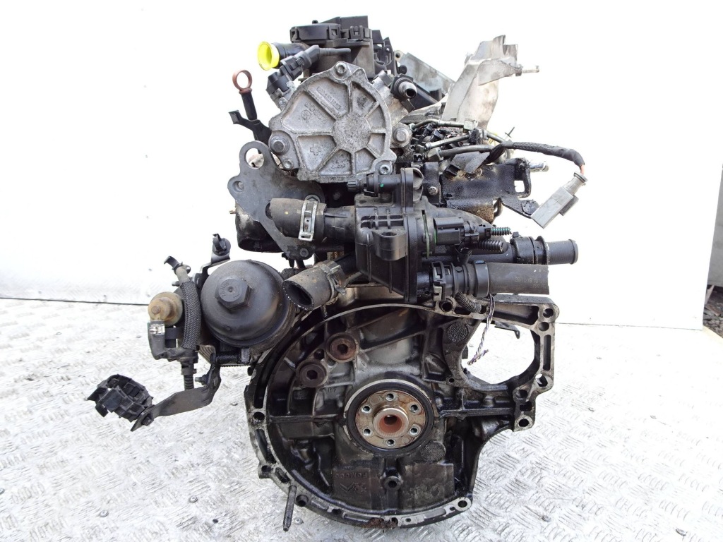 Двигатель + насос citroen peugeot 1.6 e-hdi 9h05 Недорого