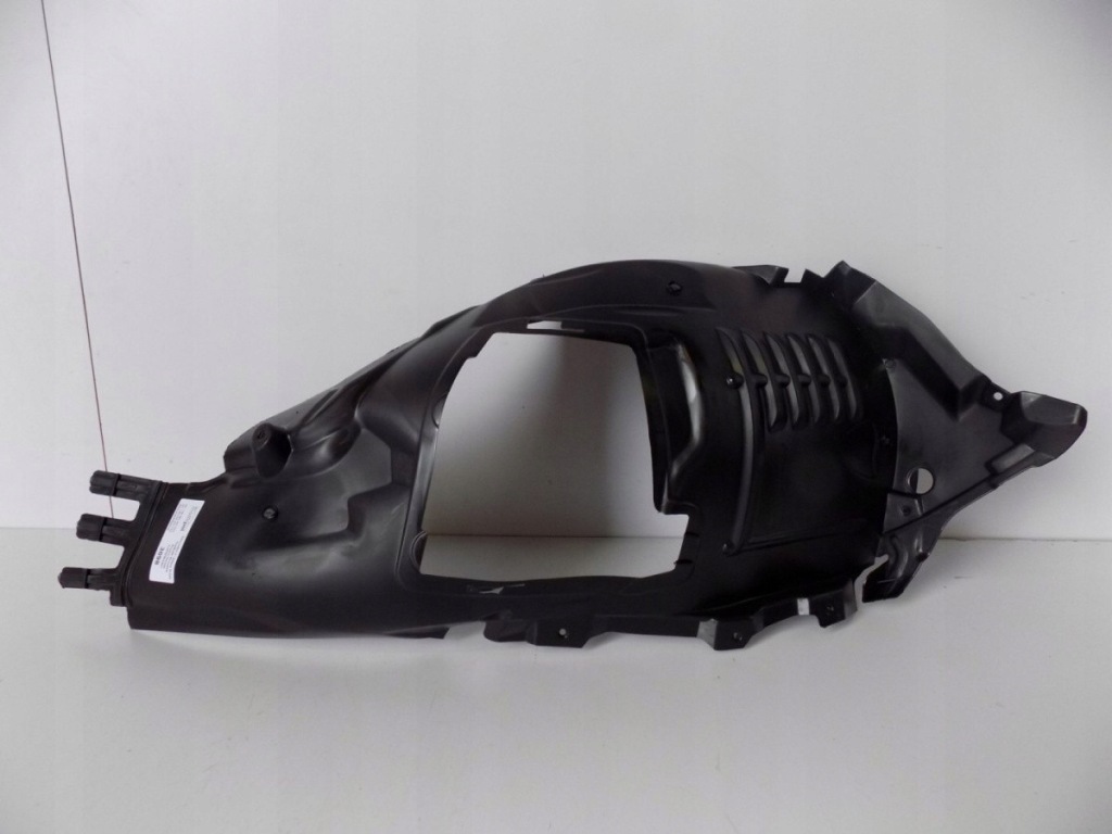 фото №1, Mercedes c klasa w205 подкрылок передние r - 3098