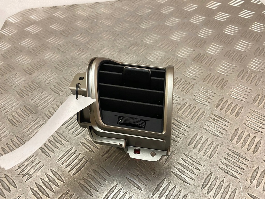 фото №6, Lexus nx бічна решітка обдув панелі приладової панелі