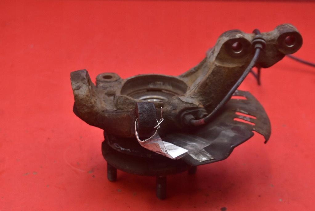 фото №6, Поворотный кулак ступица правая перед hyundai i20 1 i 1.1 crdi 75 km 12-14