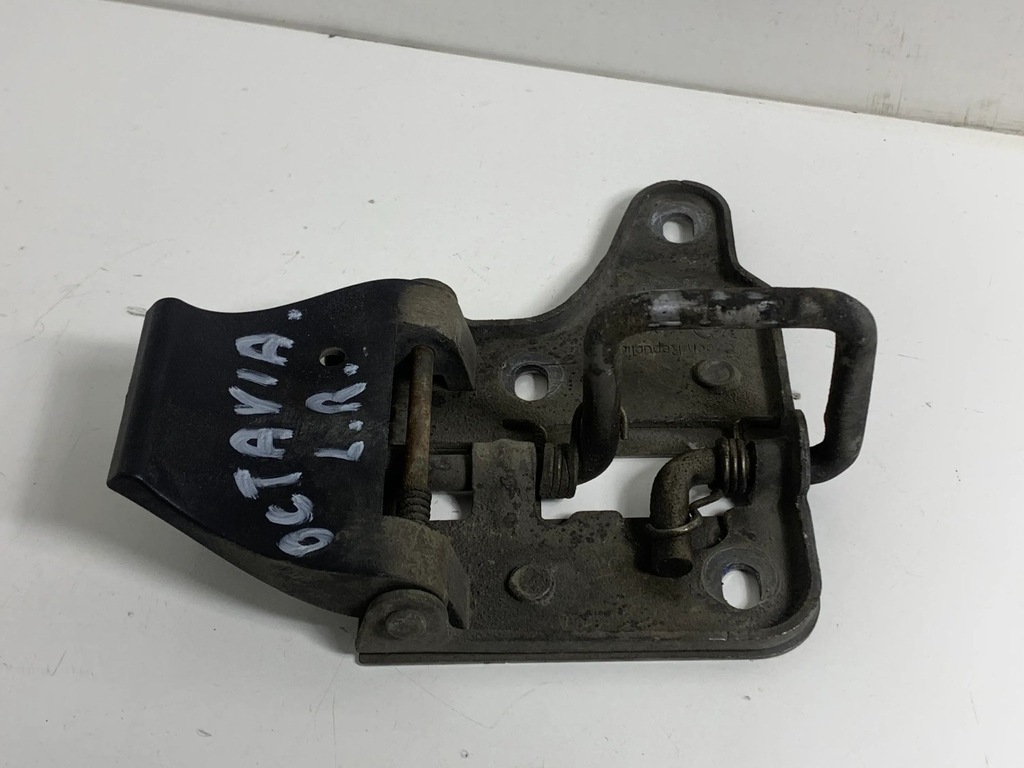 фото №1, Skoda octavia mk3 5e 2017 замки