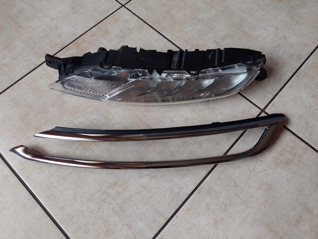 Купить Фонарь  led - левая - молдинг декоративная - citroen c4 picasso 2 - рестайлинг  - 2016