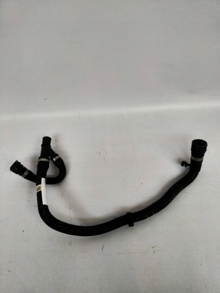 Купити Шланг труба патрубок води 2402604 bmw 1 f20 f21 2 f22 f23