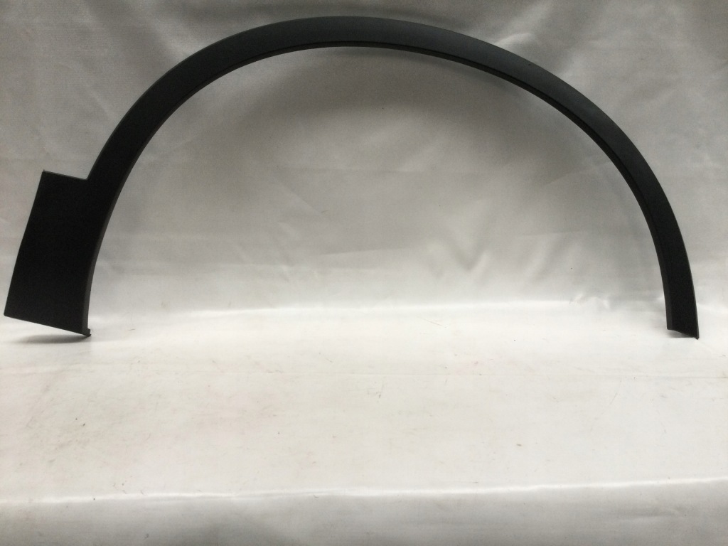 фото №1, Volvo xc40 ii права молдинг бризковик перед 31448345 оригінал