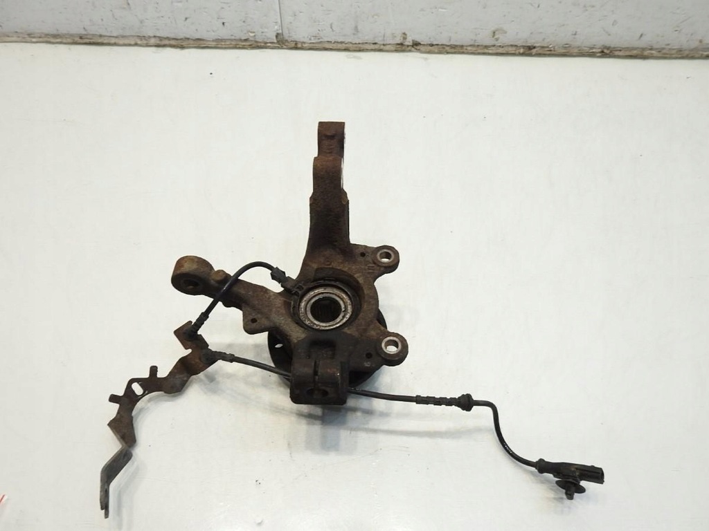 фото №3, Поворотний кулак ступиця лівий перед renault clio iii 1.5 dci