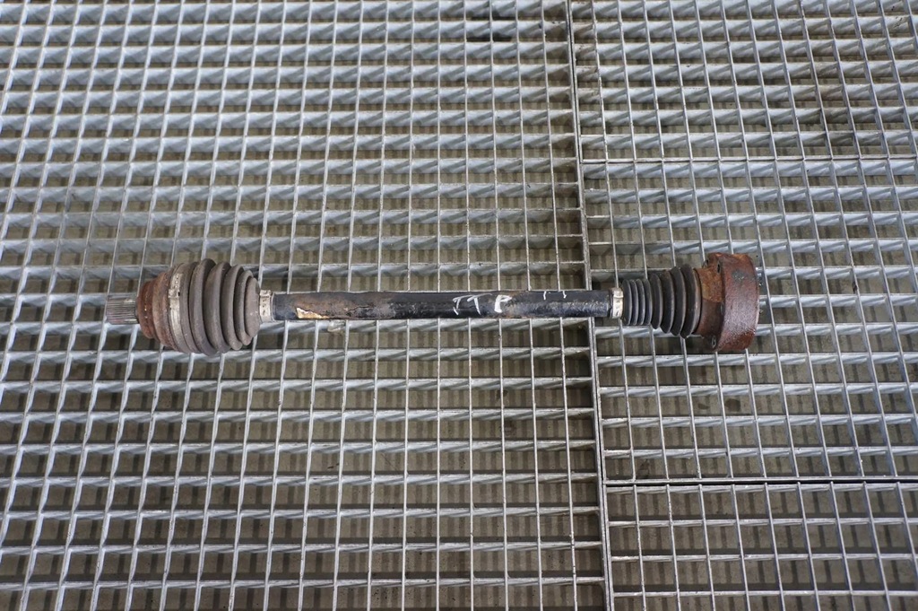 фото №1, Приводной вал шарнир правый задняя задняя audi tt 8j 3.2 v6