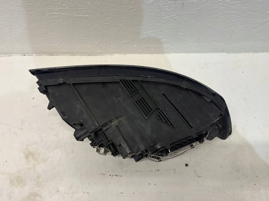 фото №9, Volvo v50 s40 лампа ліва lift 08-12