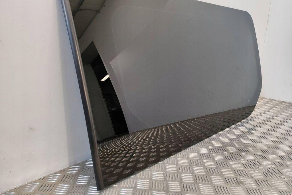 фото №9, Стекло правых дверь раздвижных opel vivaro c 43r004654 1.6l дизель 2016