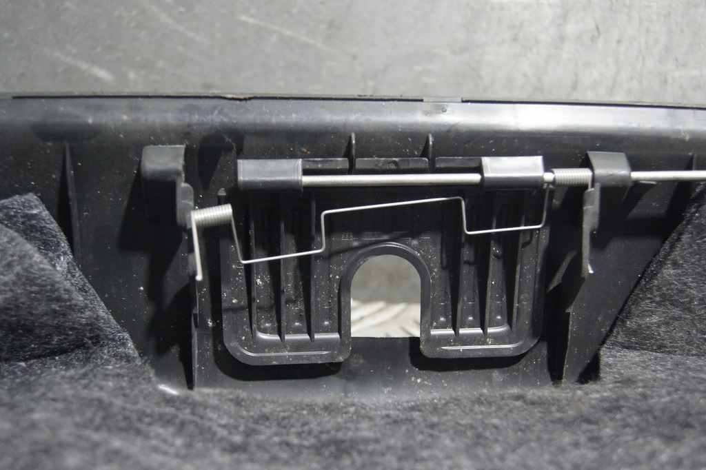 фото №11, Молдинг поріг багажника - audi a3 8v 5d 13-20