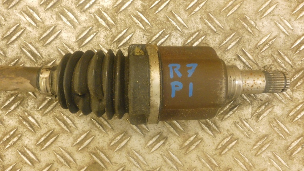 фото №4, Ford focus mk3 приводной вал левая av613b437cc