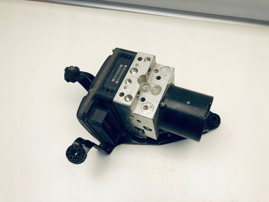 фото №1, Bmw x5 e70 2010 насос abs