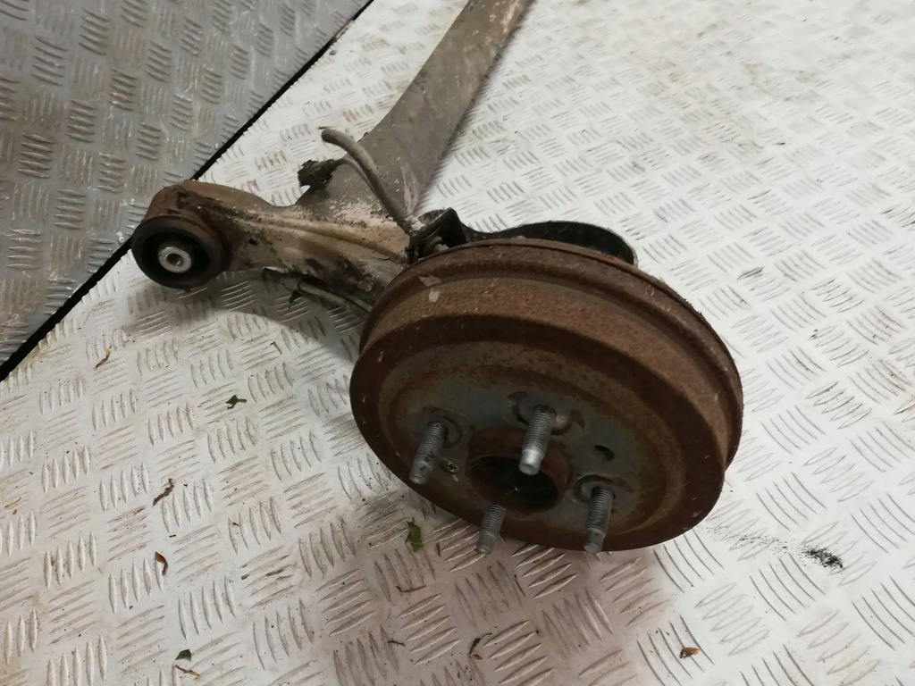 фото №2, Opel karl oś балка задня задня підвіска