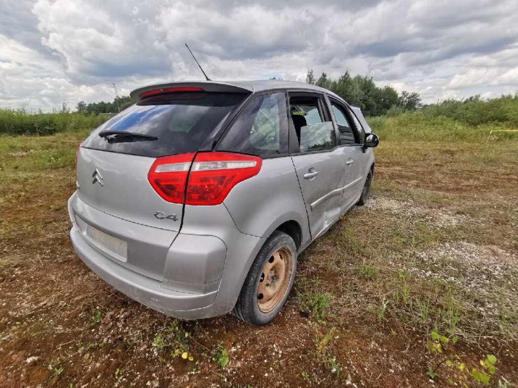Citroen c4 picasso клапан egr 2008 1.6l 9660276280 21604679-9 Киев