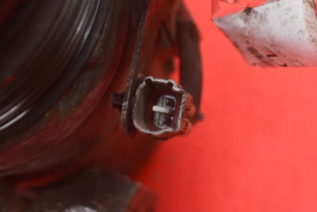 фото №8, Компрессор насос кондиционера 447280-0930 subaru outback 4 iv 2.0 d 150 km