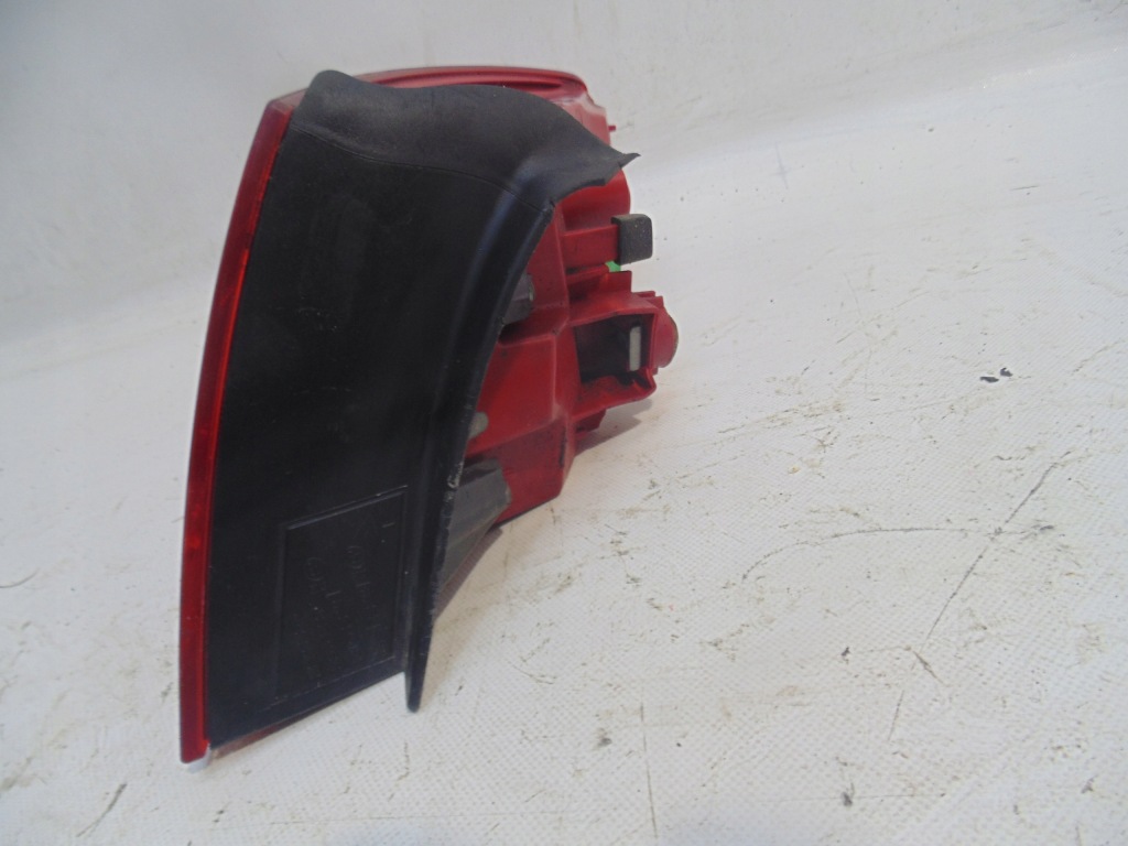 Фара задний  левая audi a5 8t8 led Доставка