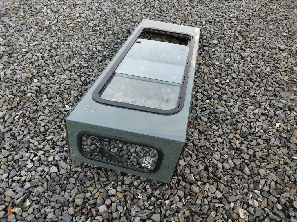 фото №3, Рамка nadstawka права задня задня крила правий скло defender 90 1999-2014