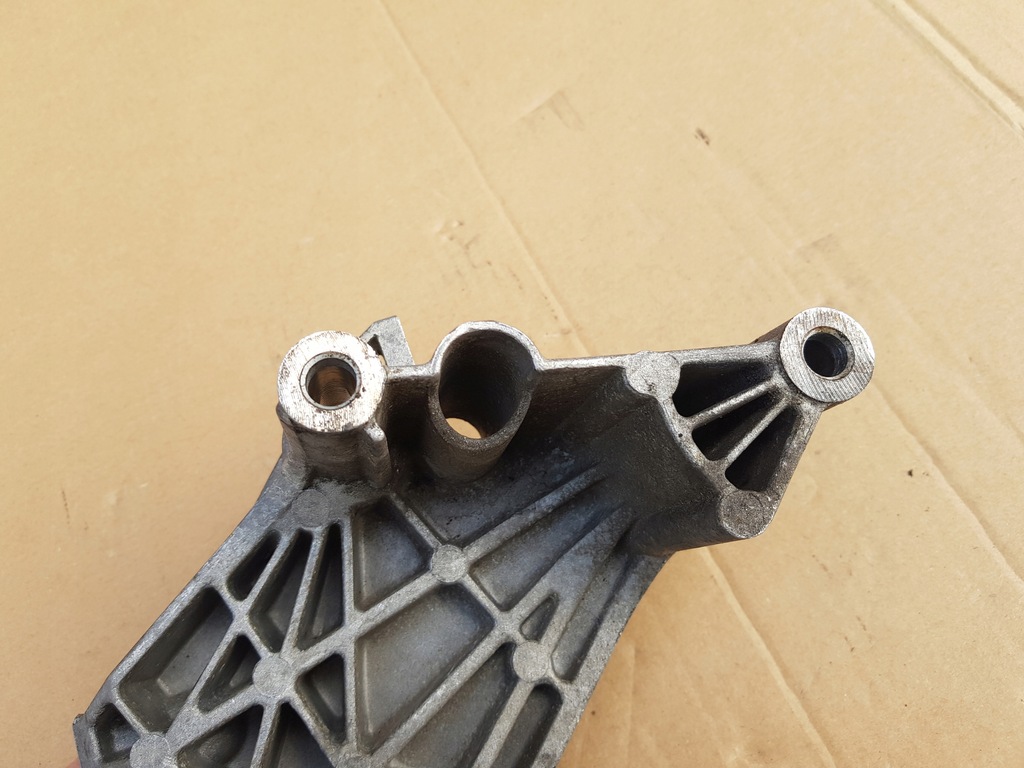 фото №10, Кронштейн кронштейн двигателя / audi a2 1.4 tdi amf 75km / 045199207g / исправна