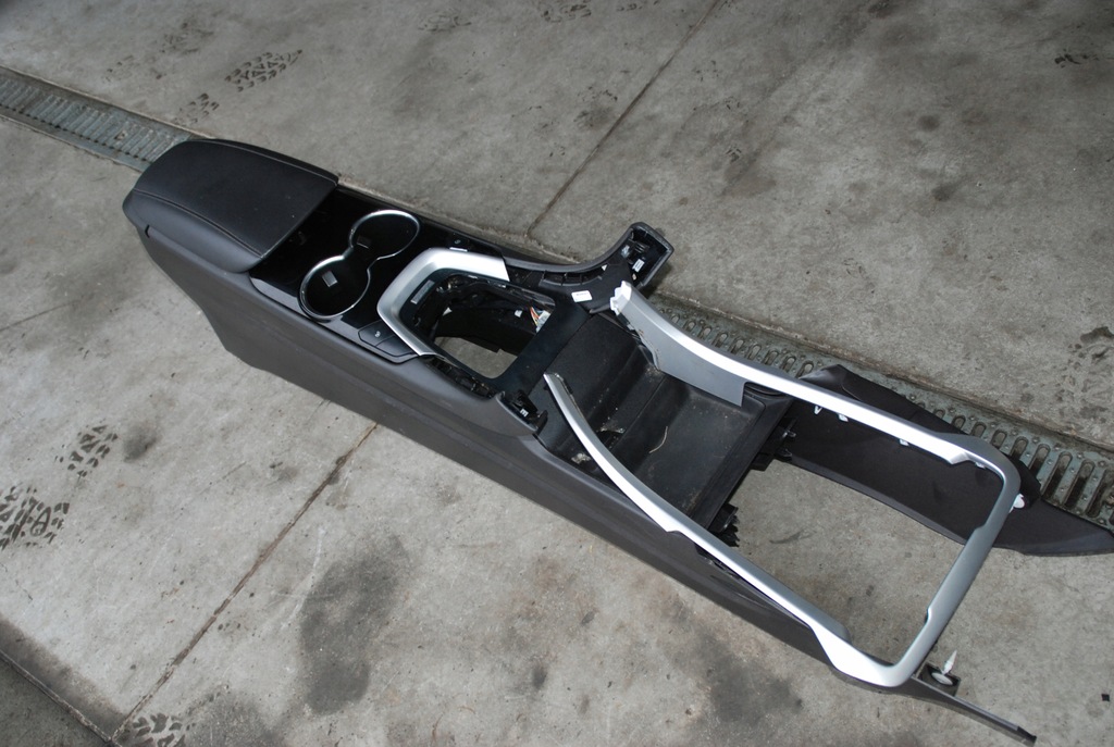 фото №1, Підлокітник ford mondeo mk5 оригінал