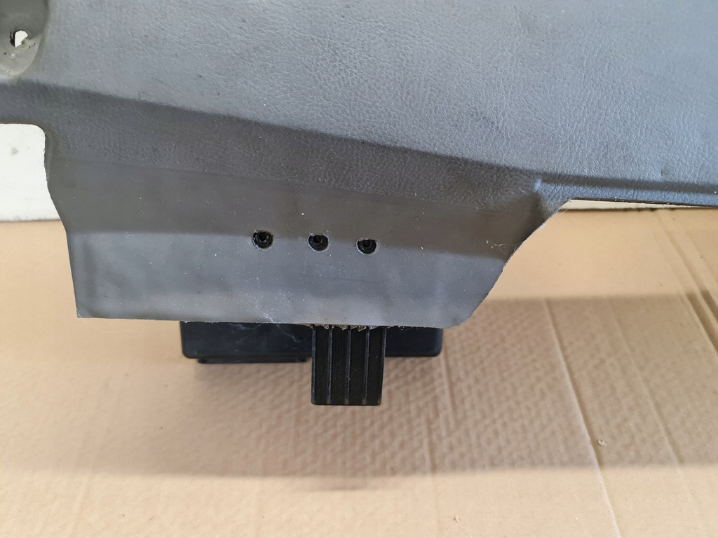 фото №5, Корпус колонки swing audi a8 d2 eu 4d1857005