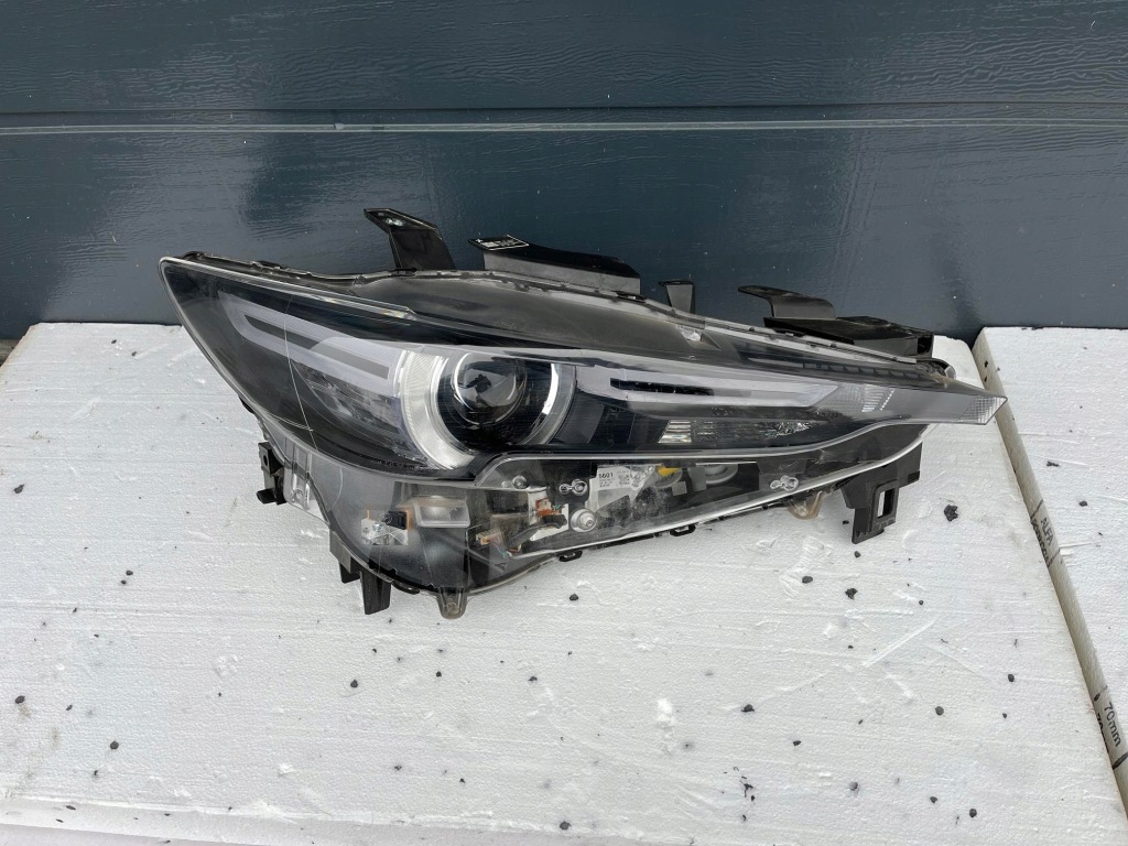 фото №1, Лампа права mazda cx5 ii kf 2017 - 2022 full led чорний двигун