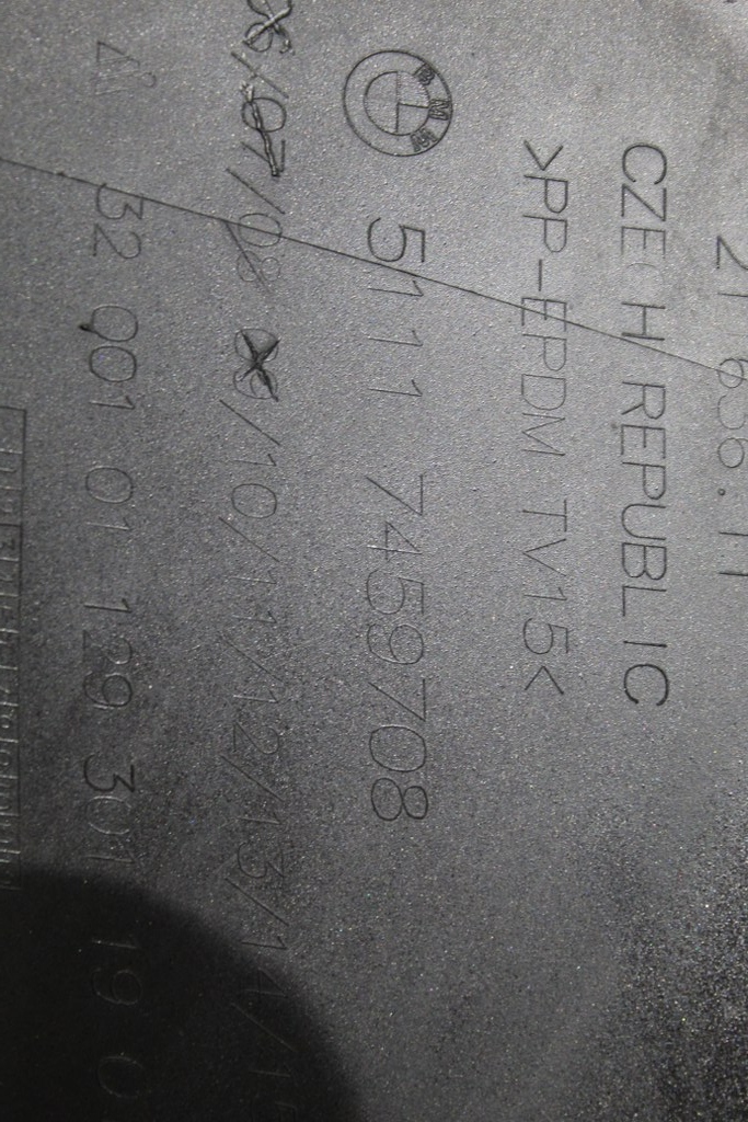 фото №12, Bmw 1 f40 бампер перед передний хороший