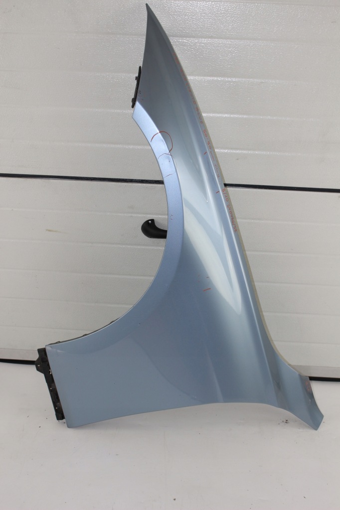 фото №1, Крыло левый bmw f30 b40 - liquid blue