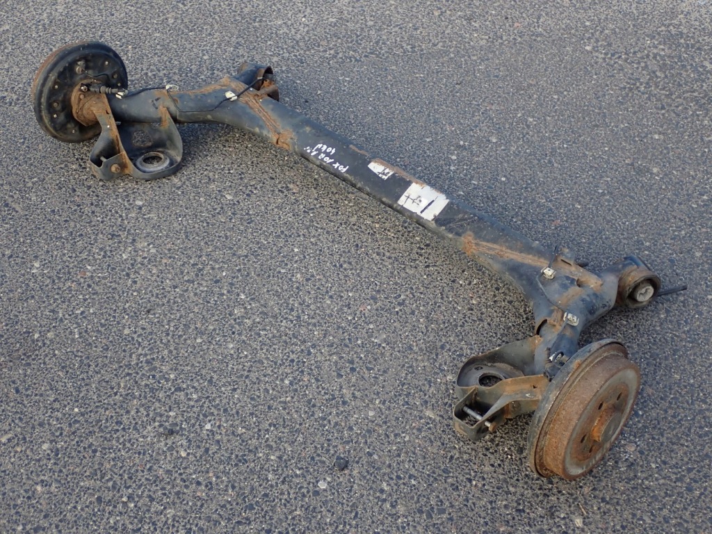 Купити Балка oś підвіска задній задня комплектна барабан vw fox 2010r 1.2i