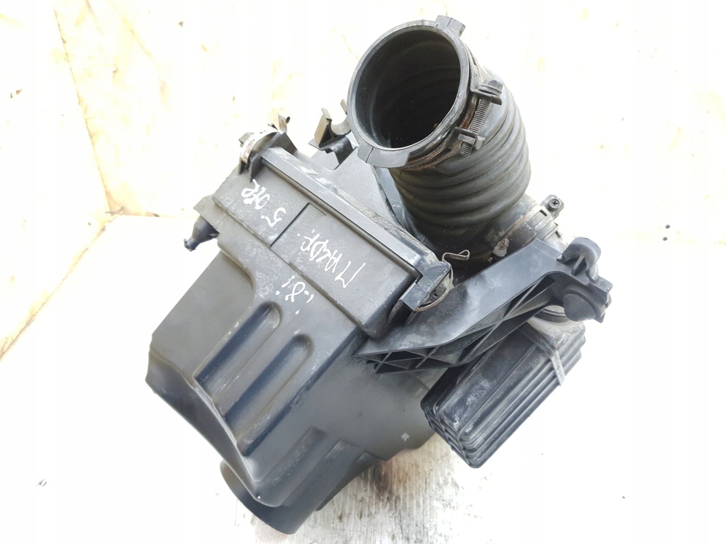 фото №5, Корпус фильтра воздуха расходомер mazda 5