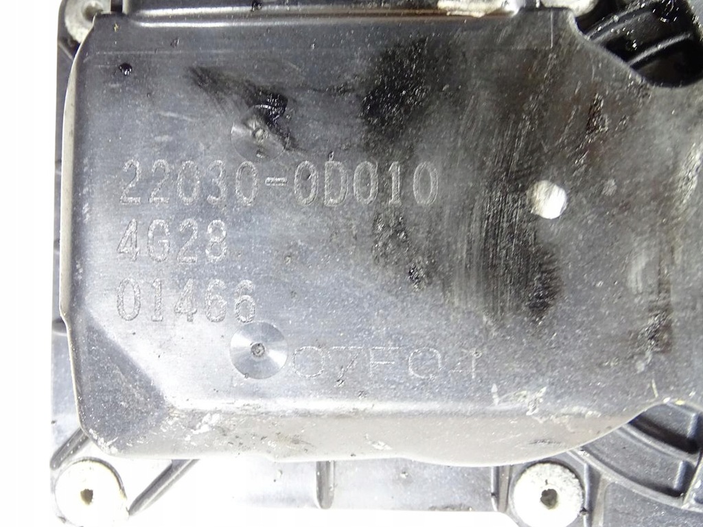 фото №12, Дроссельная заслонка toyota avensis t25 corolla e12 1.8 16v vvt-i 129km 22030-0d010