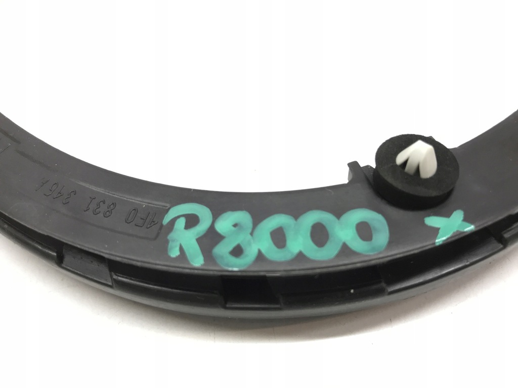 фото №8, Audi a6 c6 кронштейн уплотнители стекло 4f0831346a