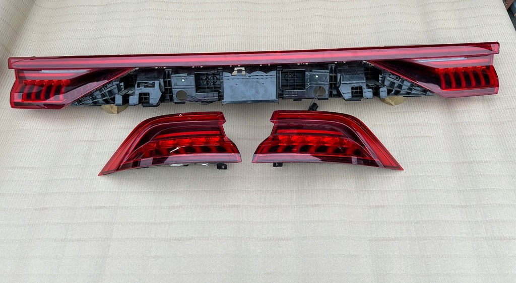 фото №1, Audi q8 led 4m 18-23 matrix usa лампы задняя задние