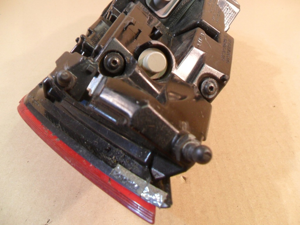 фото №15, Audi tt 8s лампа led задняя левая 8s0945095e