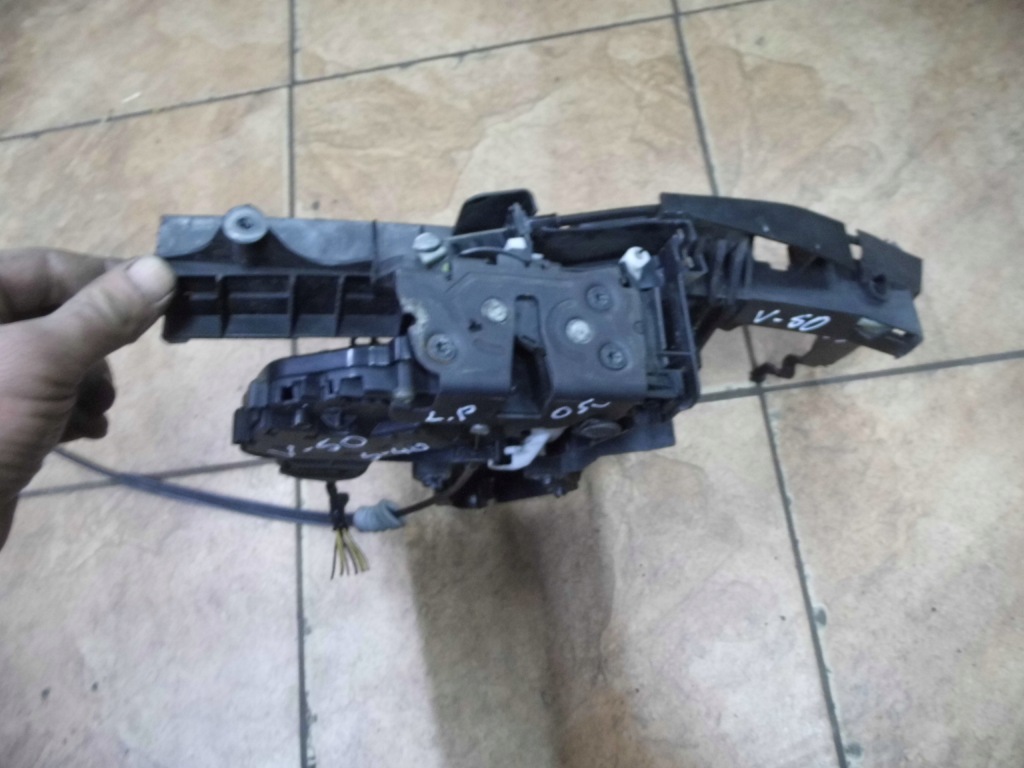 фото №3, Volvo v50 s40 ii 2.0d 05' замок лівий перед