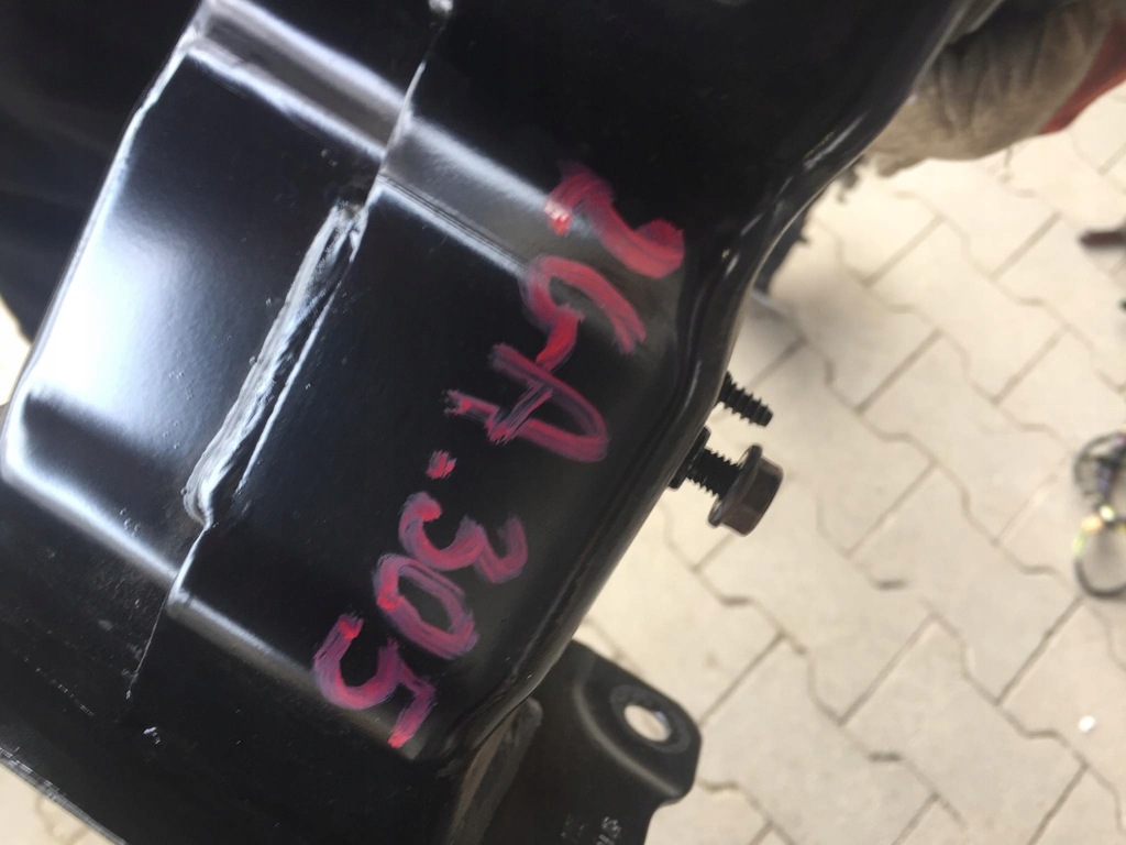 фото №2, Volkswagen оригинальный номер 2ga807305 балка бампера