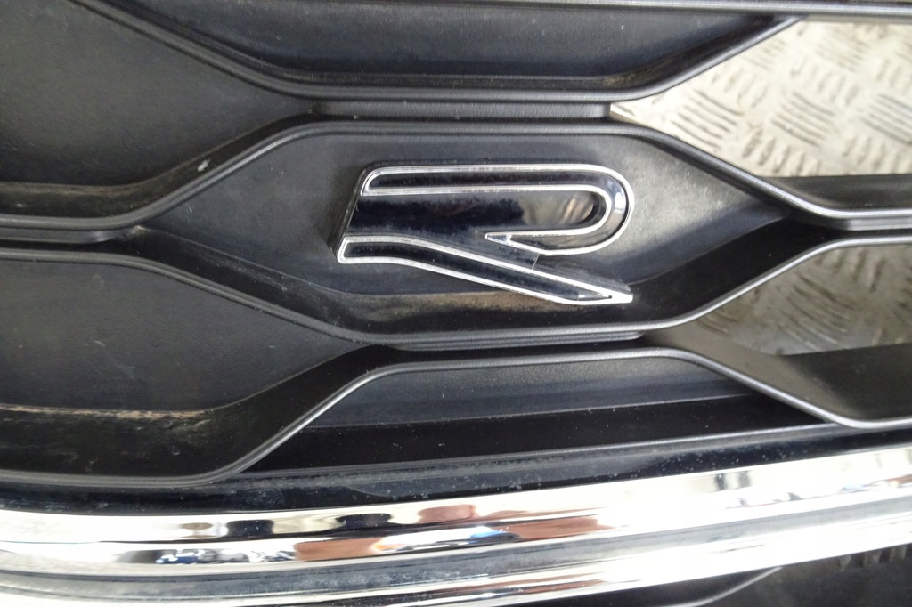 фото №7, Vw taigo r-line 1.0 tsi - kompletny перед