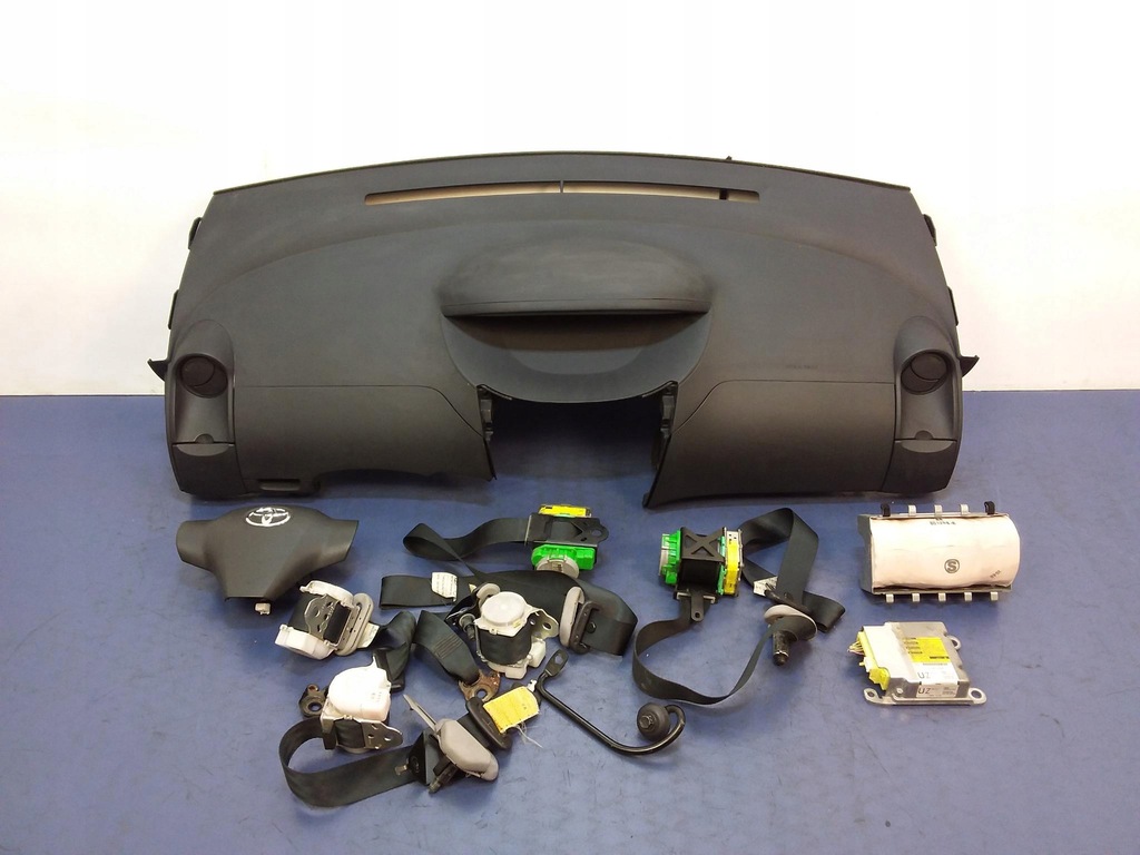 фото №1, Toyota yaris ii lift панель приладів приладова консоль